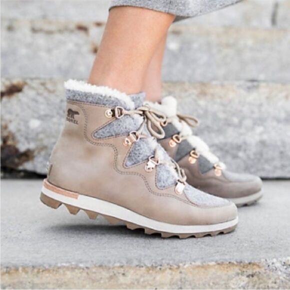 Sorel Boot Sneakchic Faux Alpine Shearling Lined Felt Suede Taupe Women’s 7 Rare - Picture 1 of 12